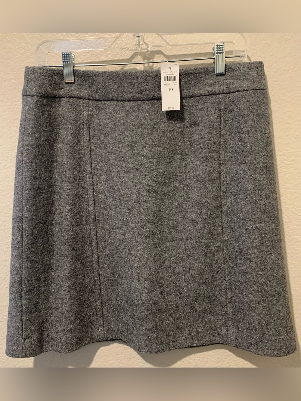 Ann Taylor Classic Gray A-Line Wool Blend Skirt - Size 10